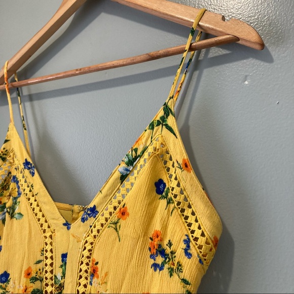 JustFab Yellow Floral Flirty Fit and Flare Dress Rayon Size Small - Picture 3 of 13